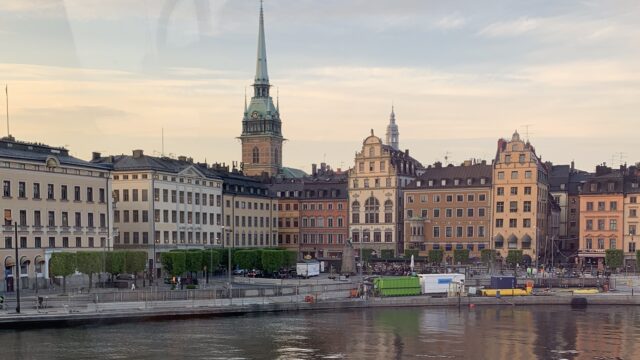 さりげにスウェーデン語を勉強しています！！！｜孤独を旅する夢想者の